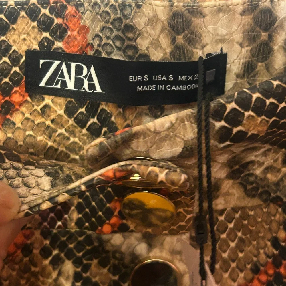 NWT Zara High Waist Snakeskin Print Skirt Orange Brown Midi Size S Office Baddie - Picture 10 of 10